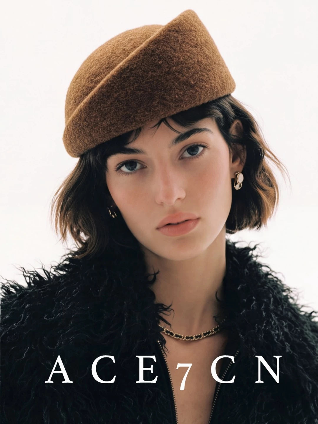 Brimless Wool-Blend Pillbox Hat — ACE7CN
