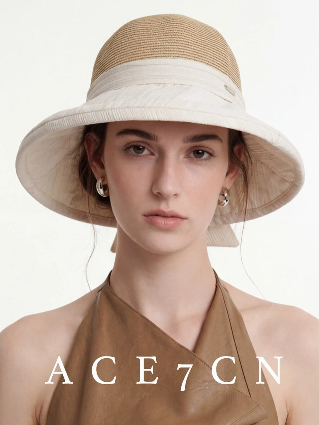Split-Back Fabric-and-Straw Cloche — ACE7CN