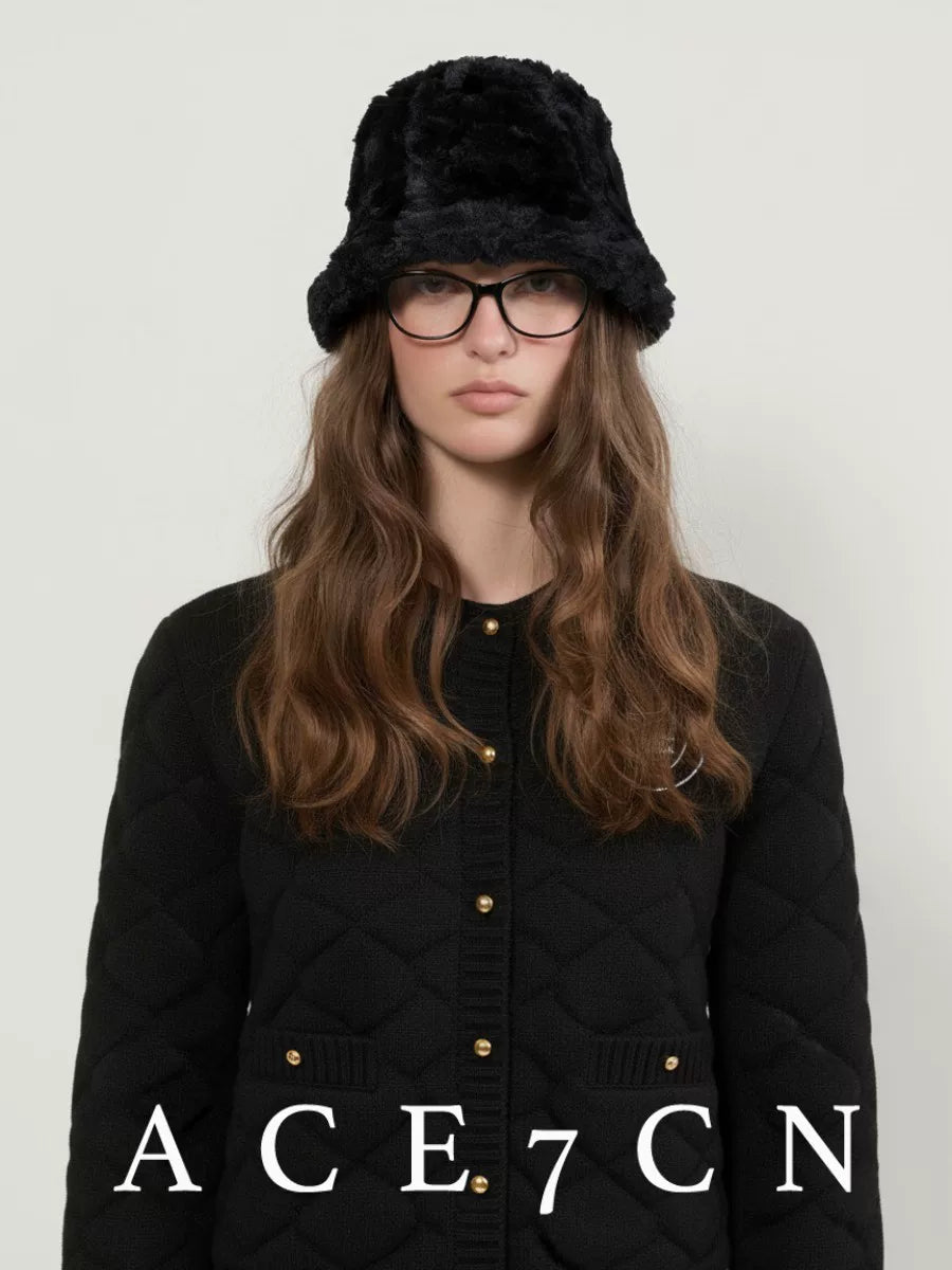 Hand-Pinched Flower Plush Bucket Hat — ACE7CN