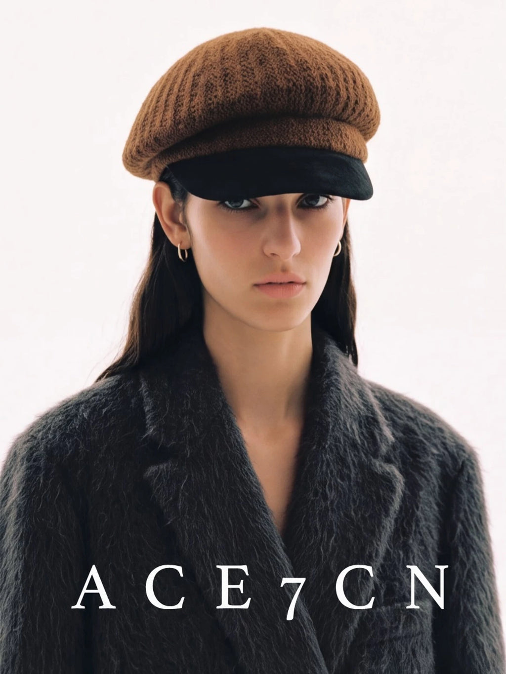 Leather-Peak Knit Newsboy Cap — ACE7CN