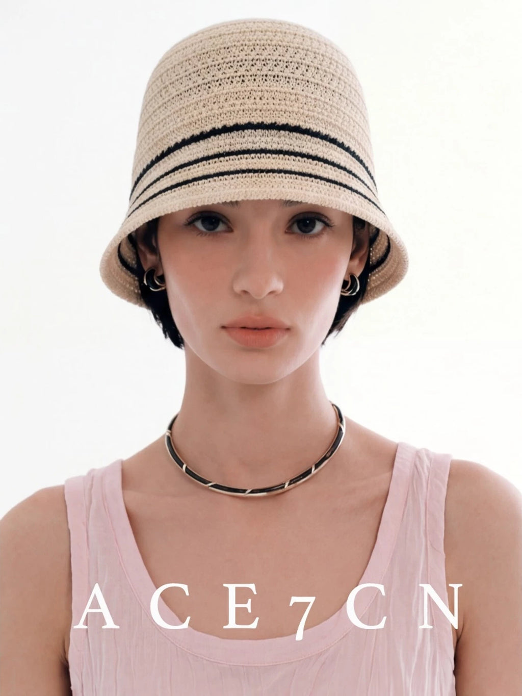 Two-Tone Striped Bucket Hat — ACE7CN