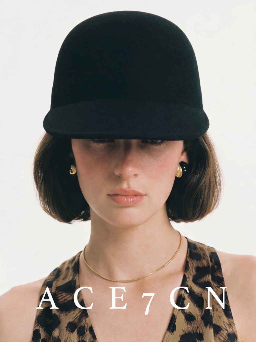 Long-Peak Wool Equestrian Cap — ACE7CN