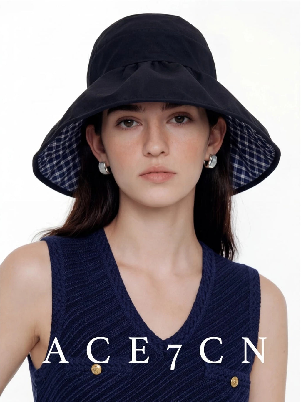 Reversible Plaid Wide-Brim Bucket Hat — ACE7CN