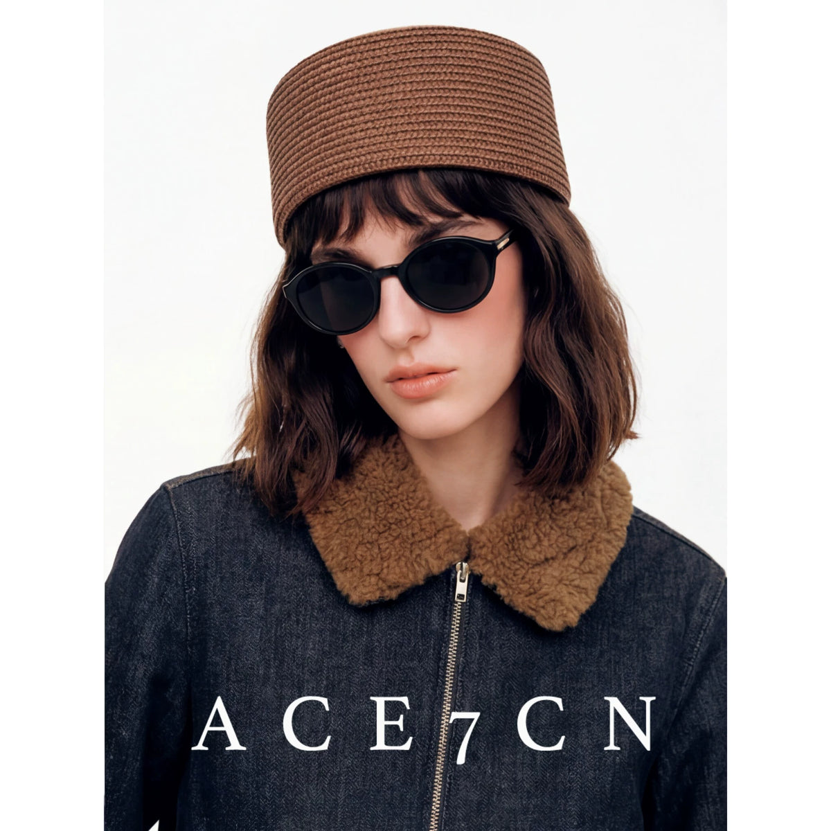 Round Straw Pillbox Hat — ACE7CN