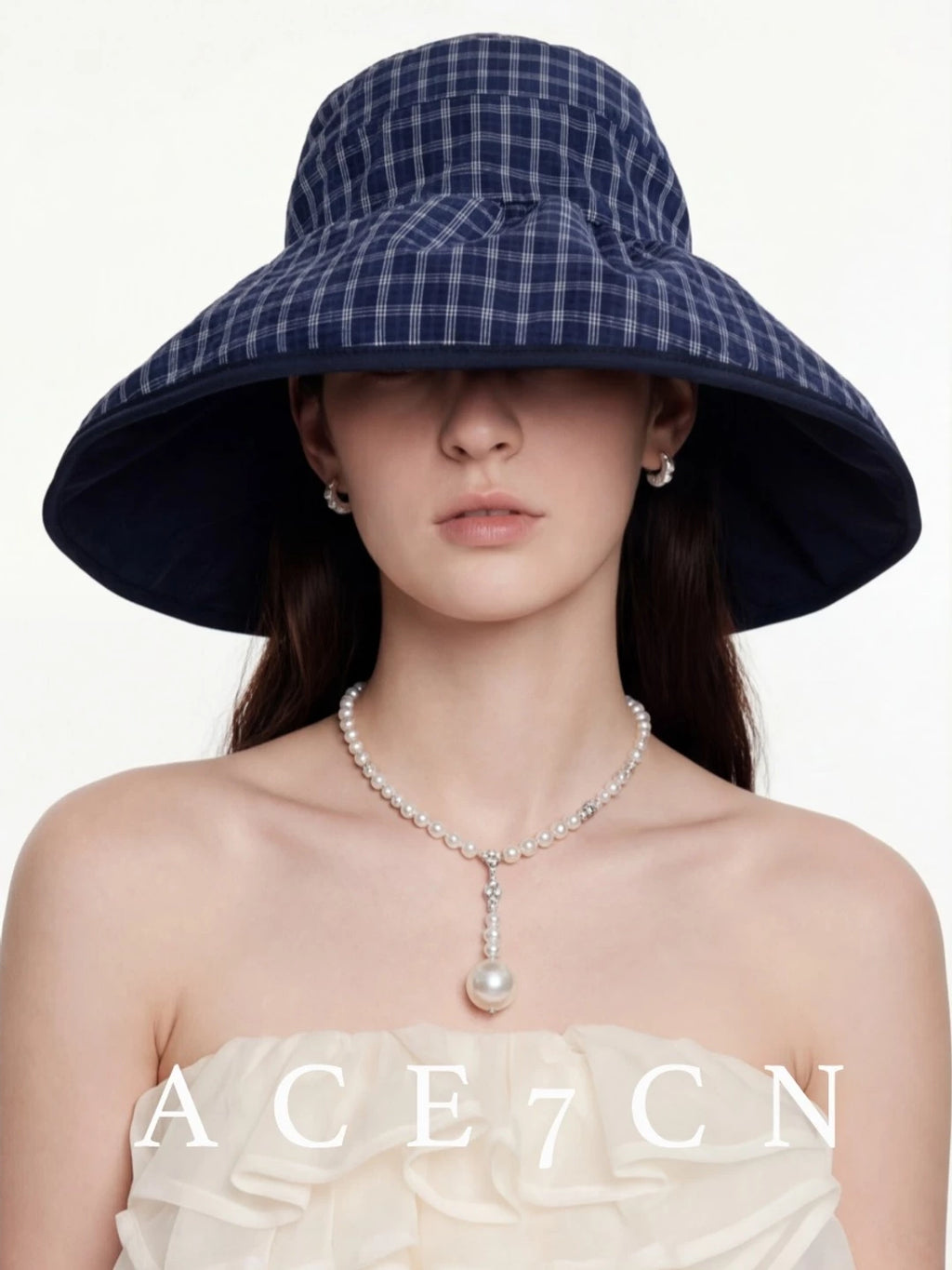 Reversible Plaid Wide-Brim Bucket Hat — ACE7CN