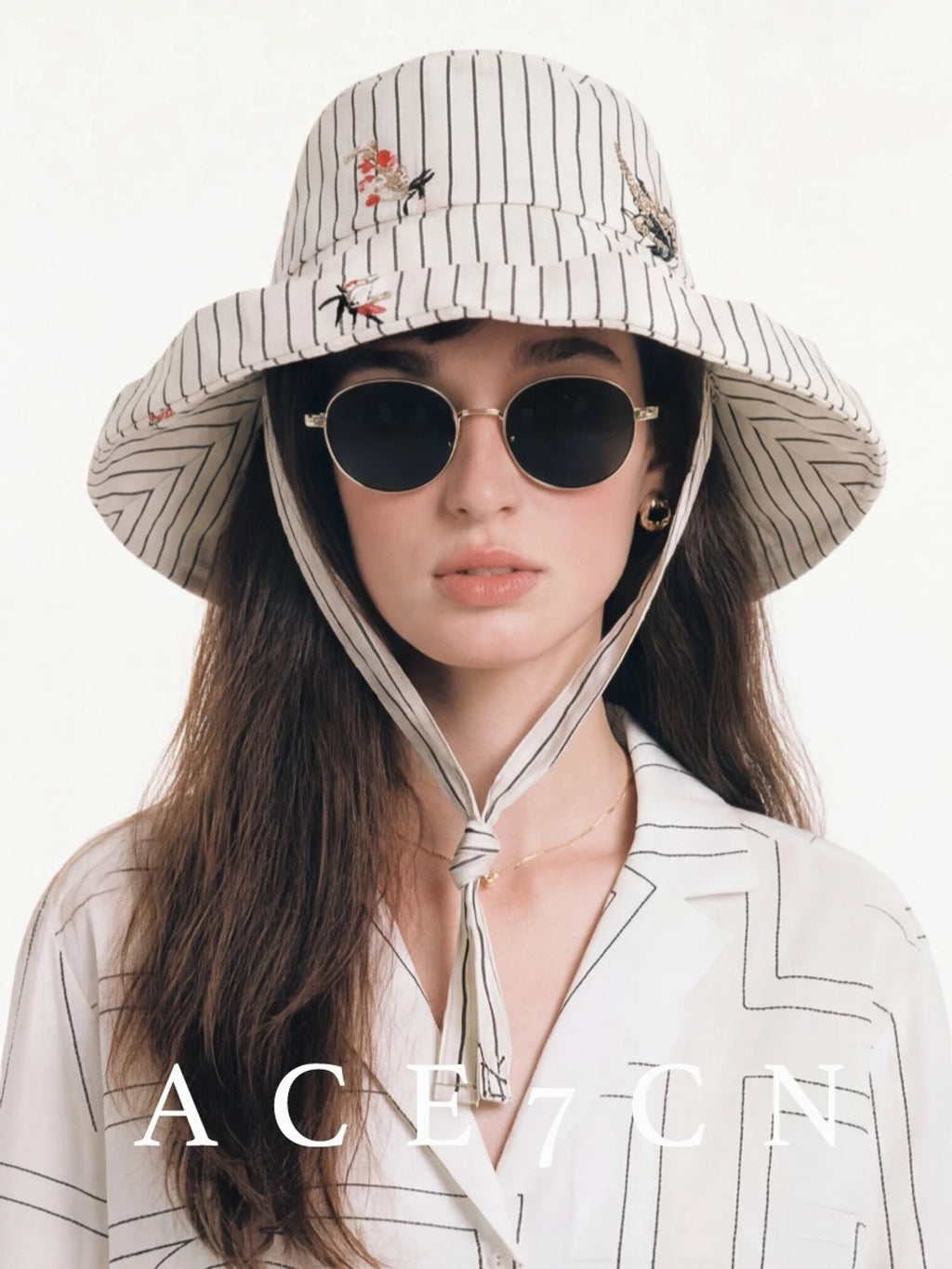Embroidered Striped Wide-Brim Bucket Hat — ACE7CN