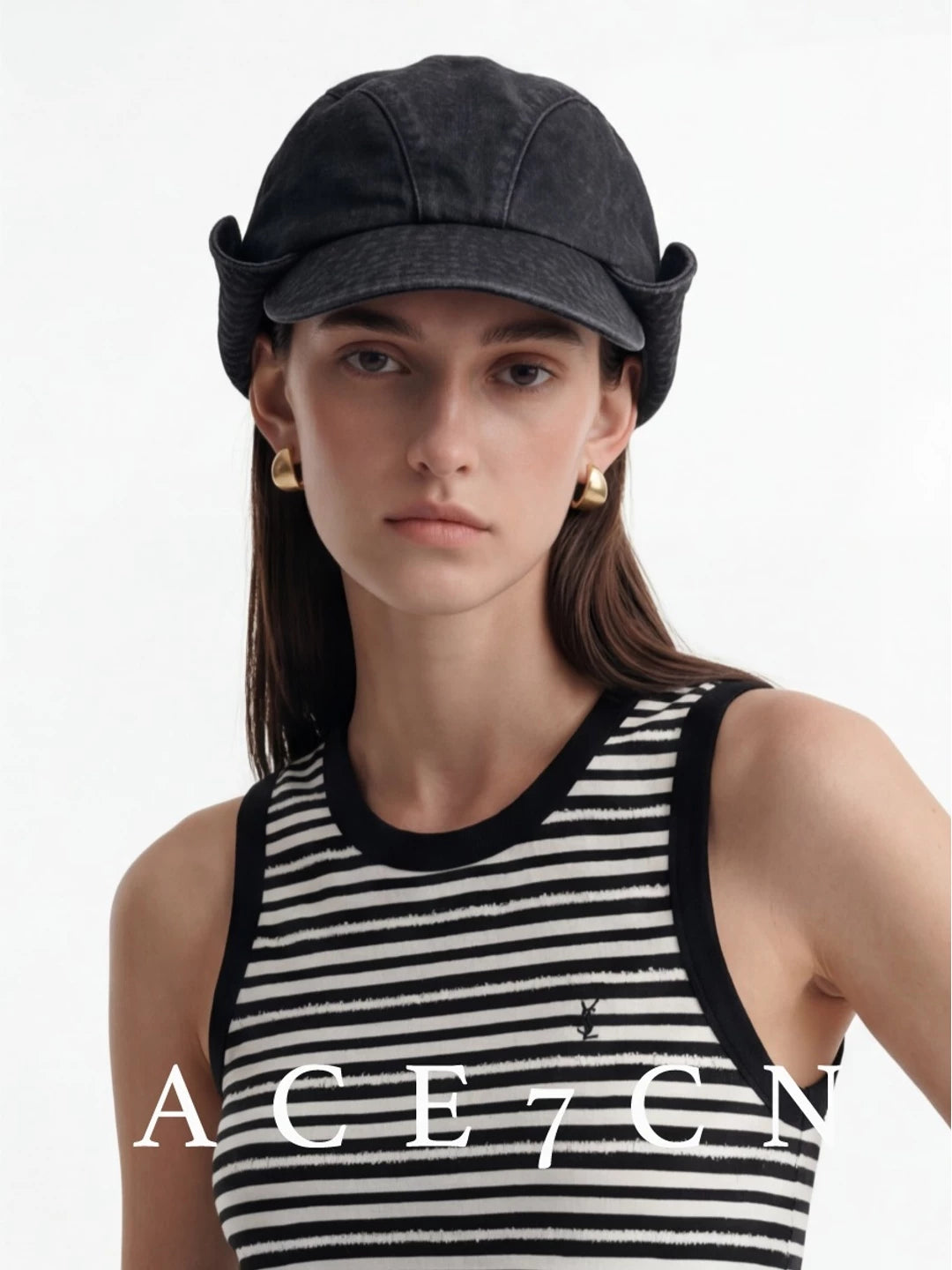 Buttoned Roll-Brim Bucket Hat — ACE7CN