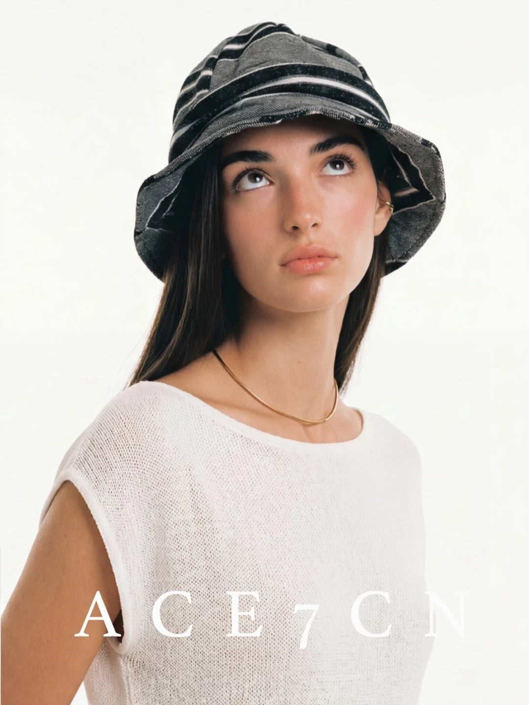 Striped Fabric Bucket Hat — ACE7CN