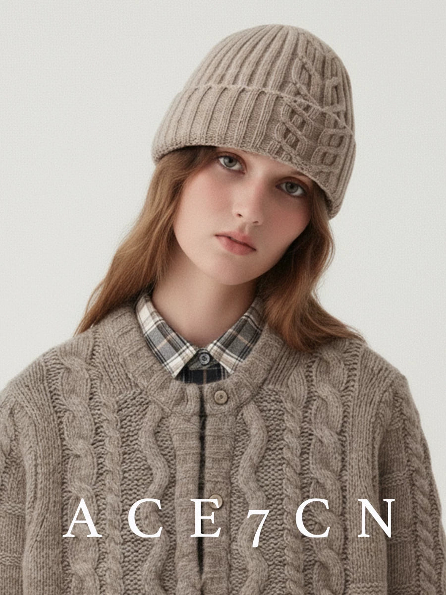 Cable-Knit Cashmere Beanie — ACE7CN