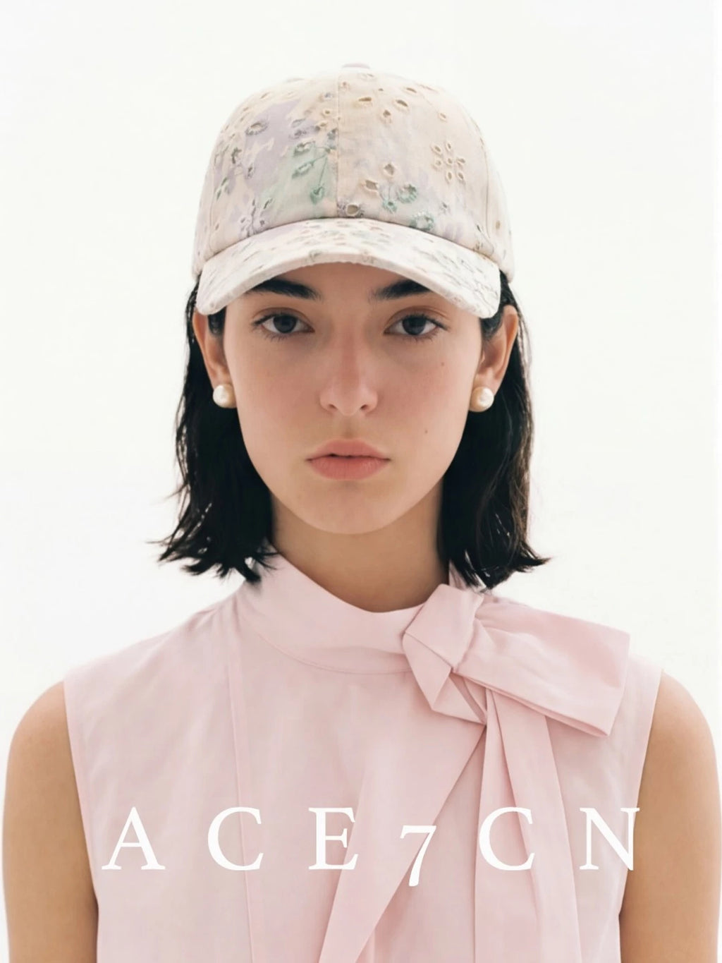 Ink-Floral Embroidered Equestrian Cap — ACE7CN