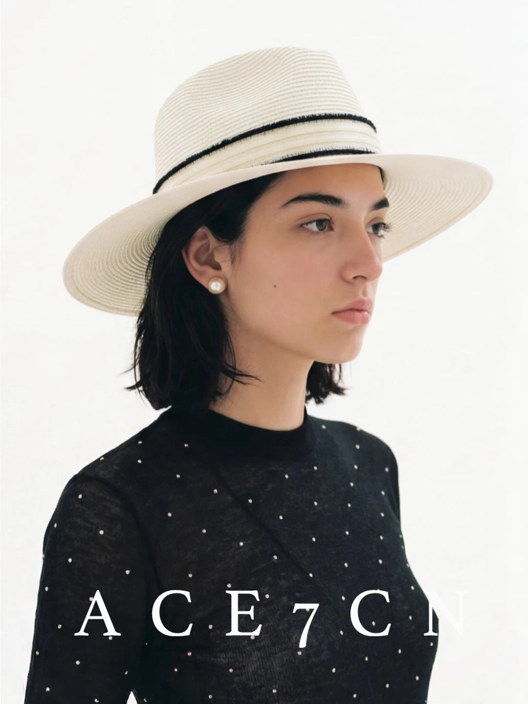 Fine-Weave White Straw Fedora — ACE7CN
