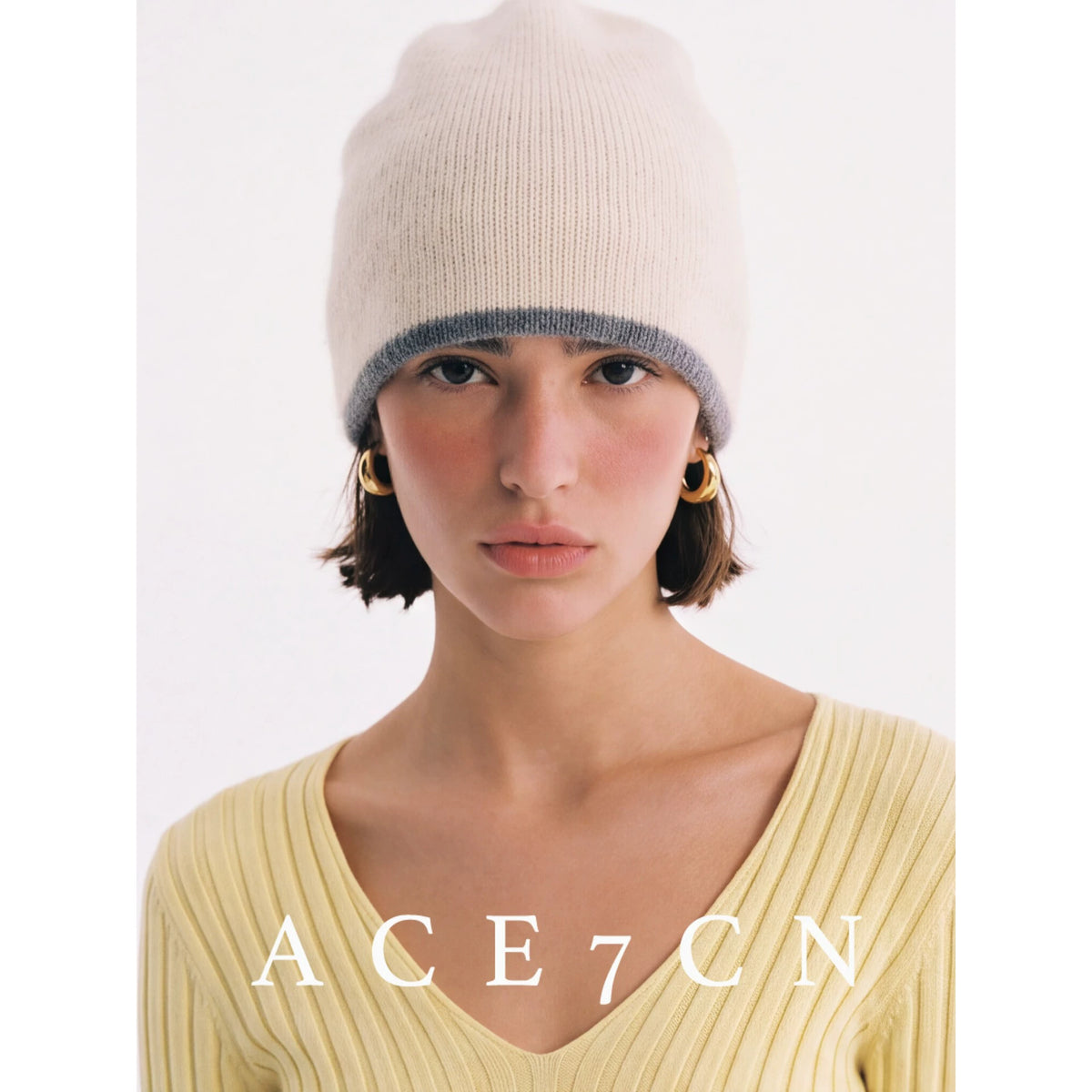 Two-Tone Minimalist Knit Beanie — ACE7CN