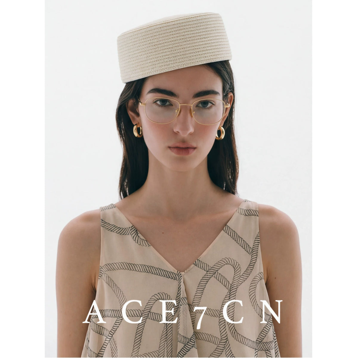 Round Straw Pillbox Hat — ACE7CN