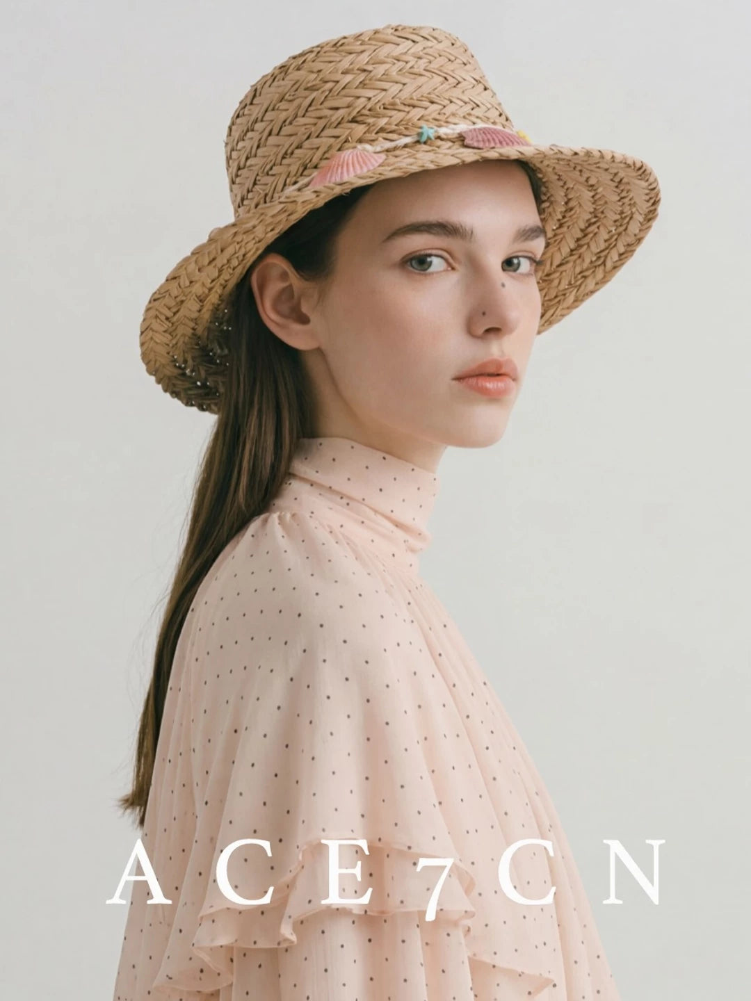 Shell-Embellished Straw Fedora — ACE7CN