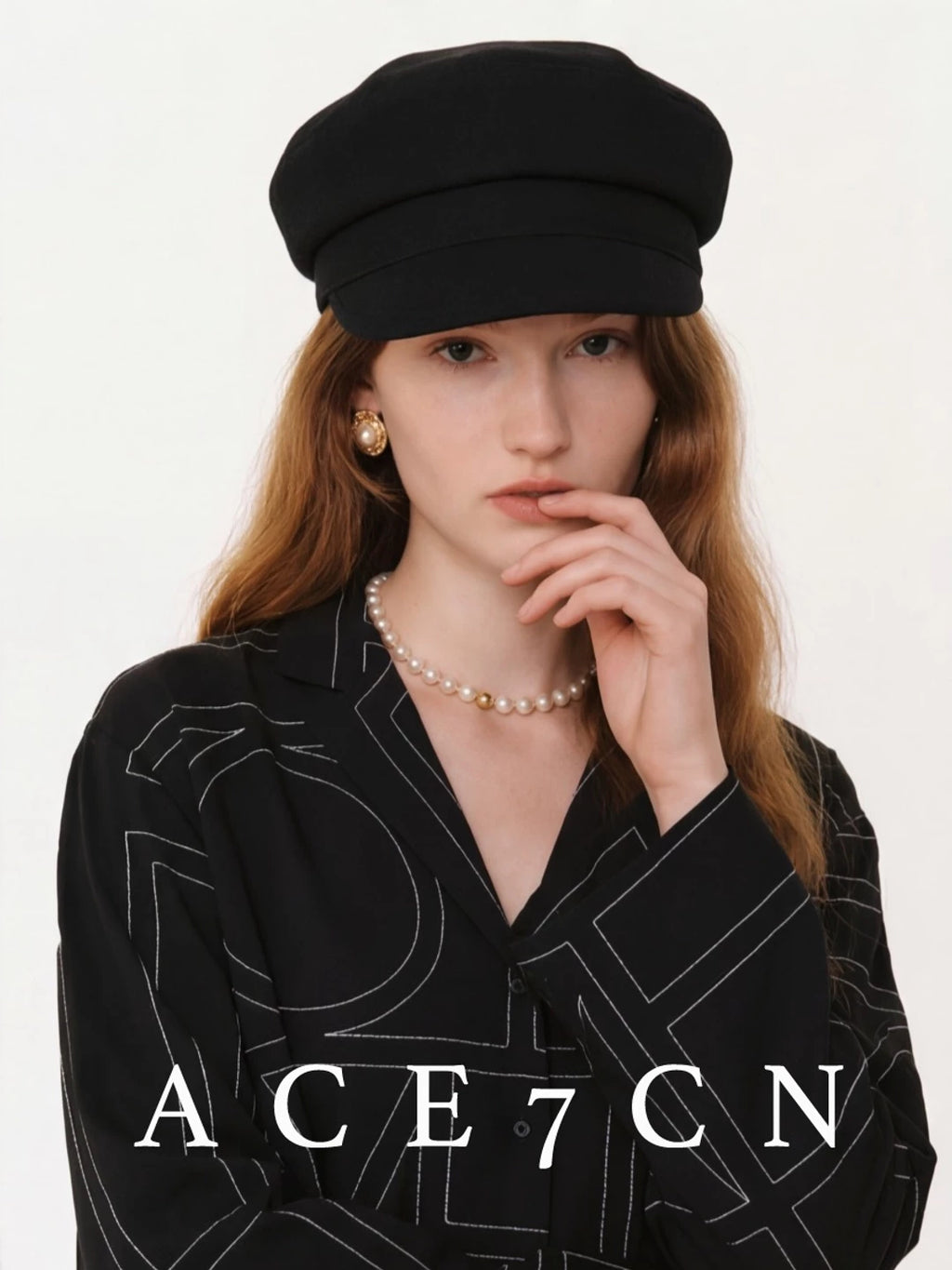 Generous-Fit Suede Octagonal Cap — ACE7CN