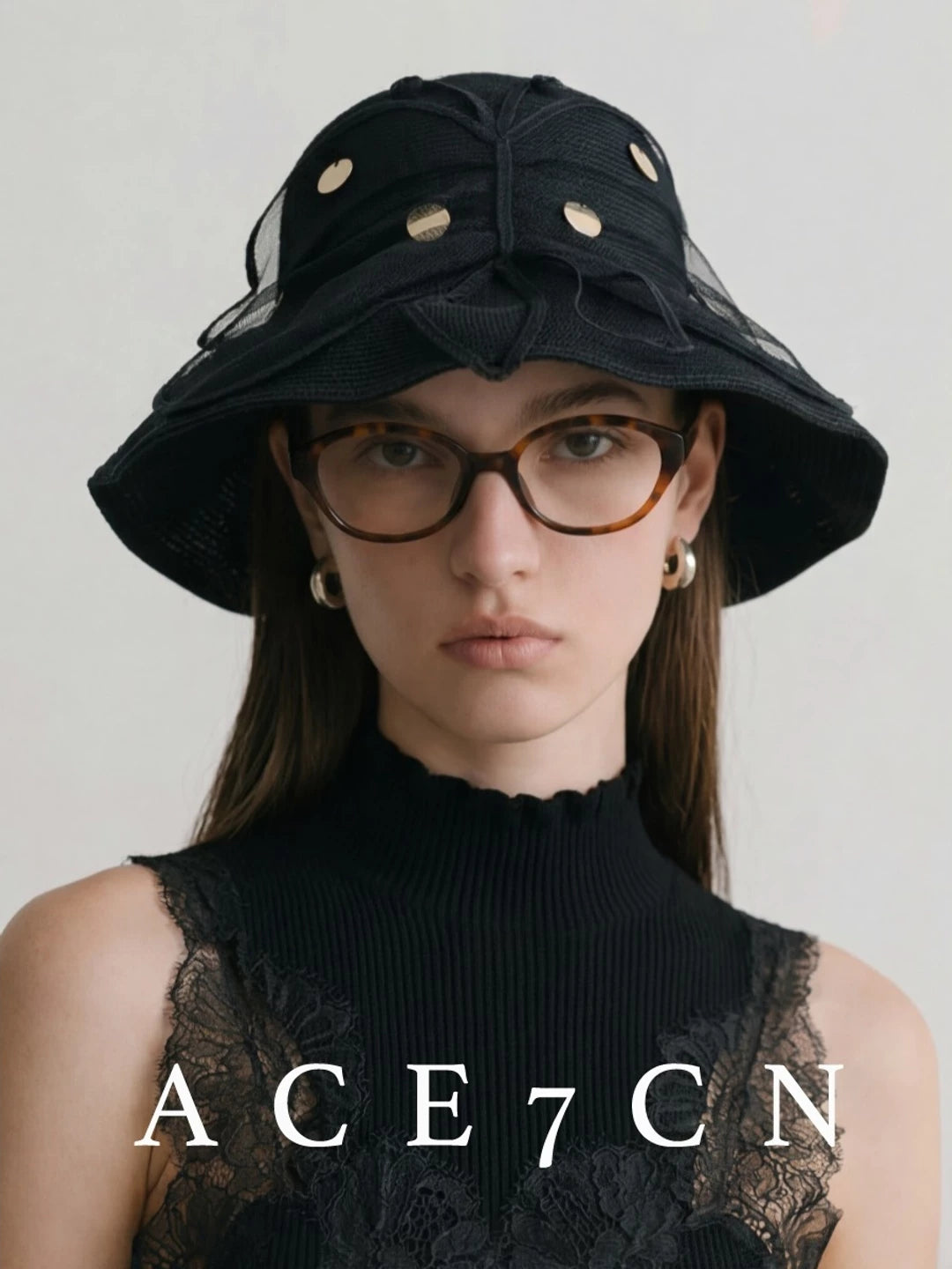 Sequin-Wing Straw Bucket Hat — ACE7CN