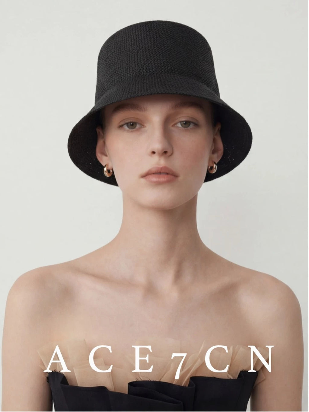 Minimal Raffia Lampshade Bucket Hat — ACE7CN