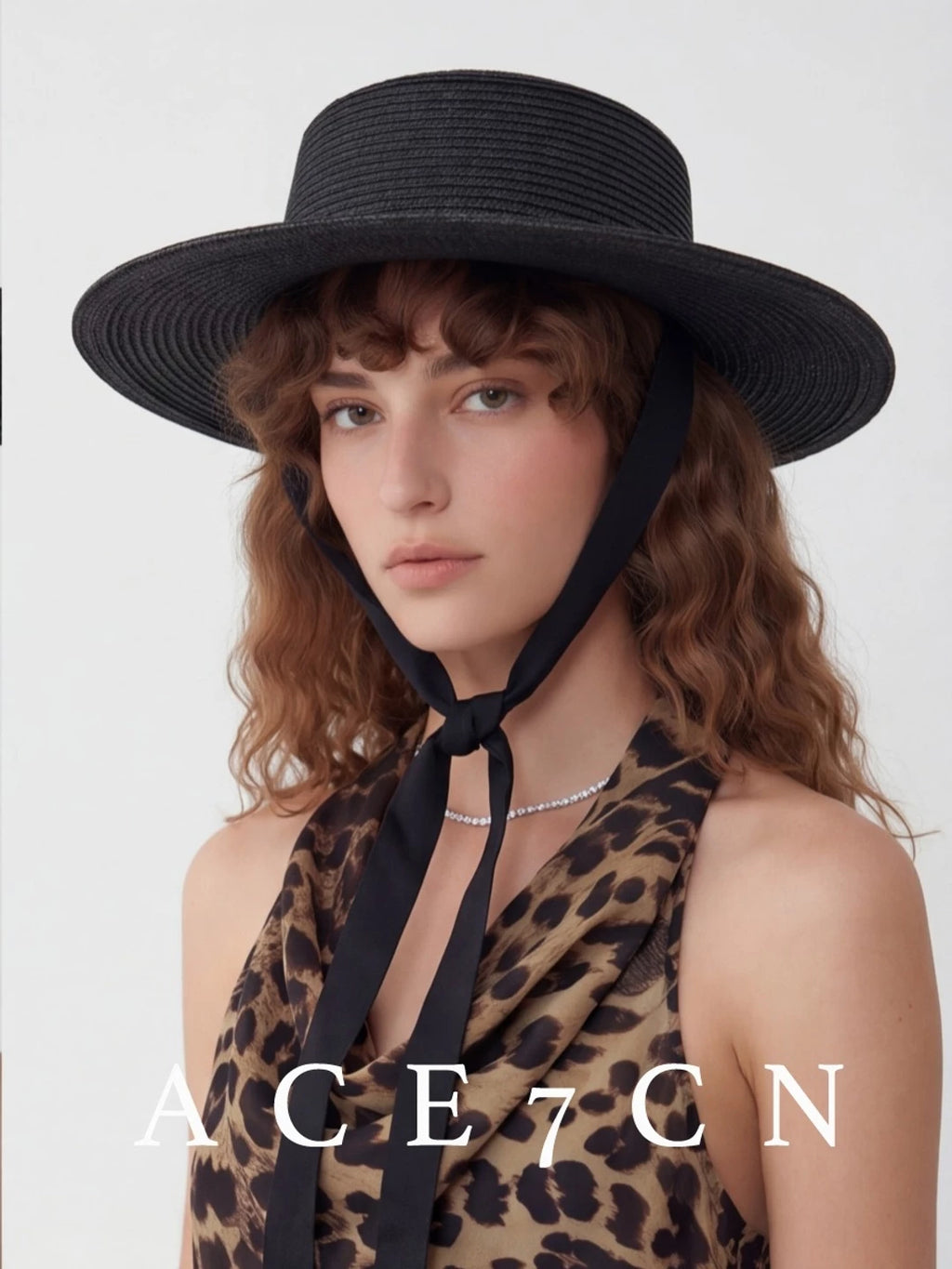 Black Tie-Strap Wide-Brim Straw Fedora — ACE7CN