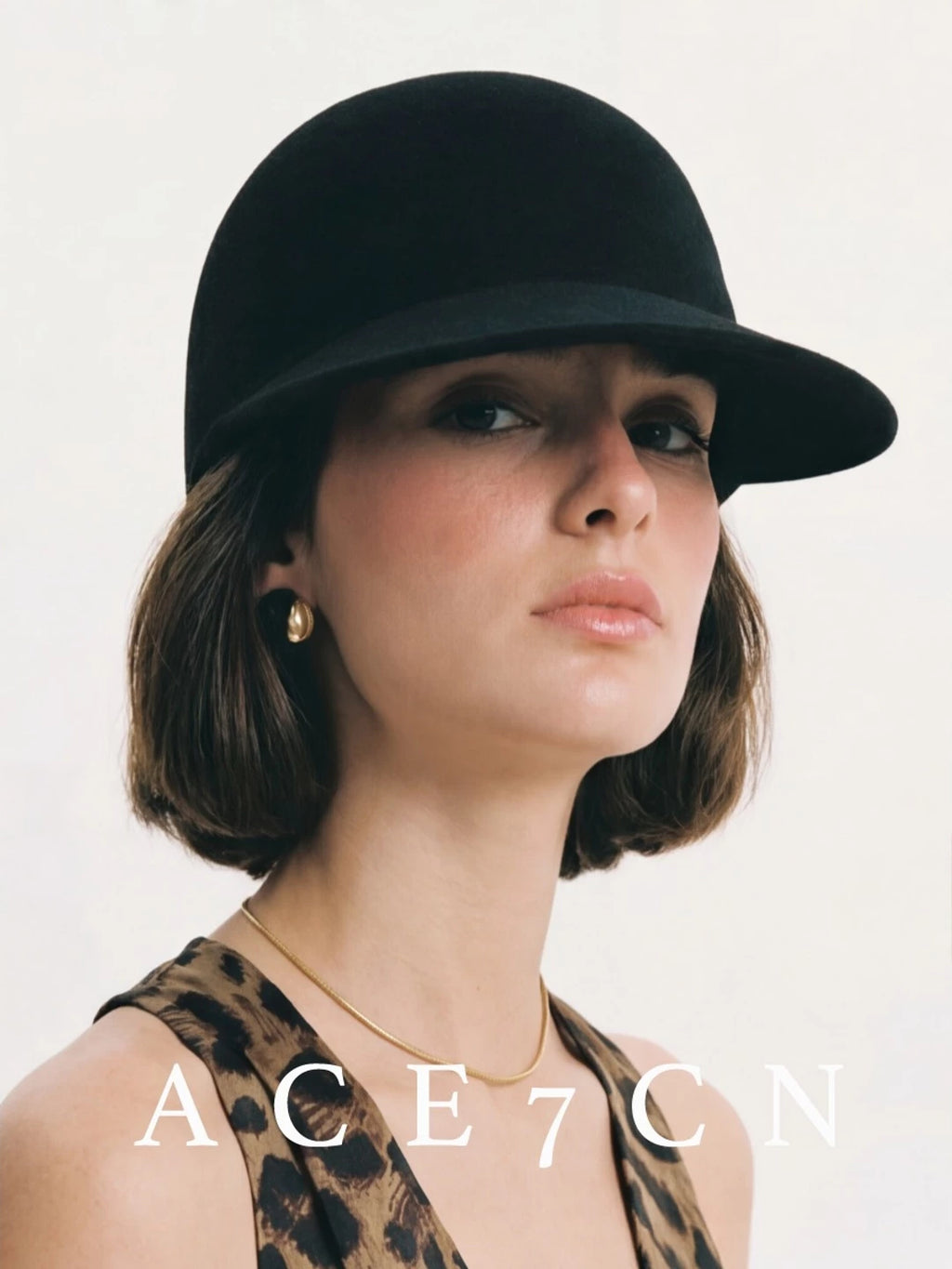 Long-Peak Wool Equestrian Cap — ACE7CN