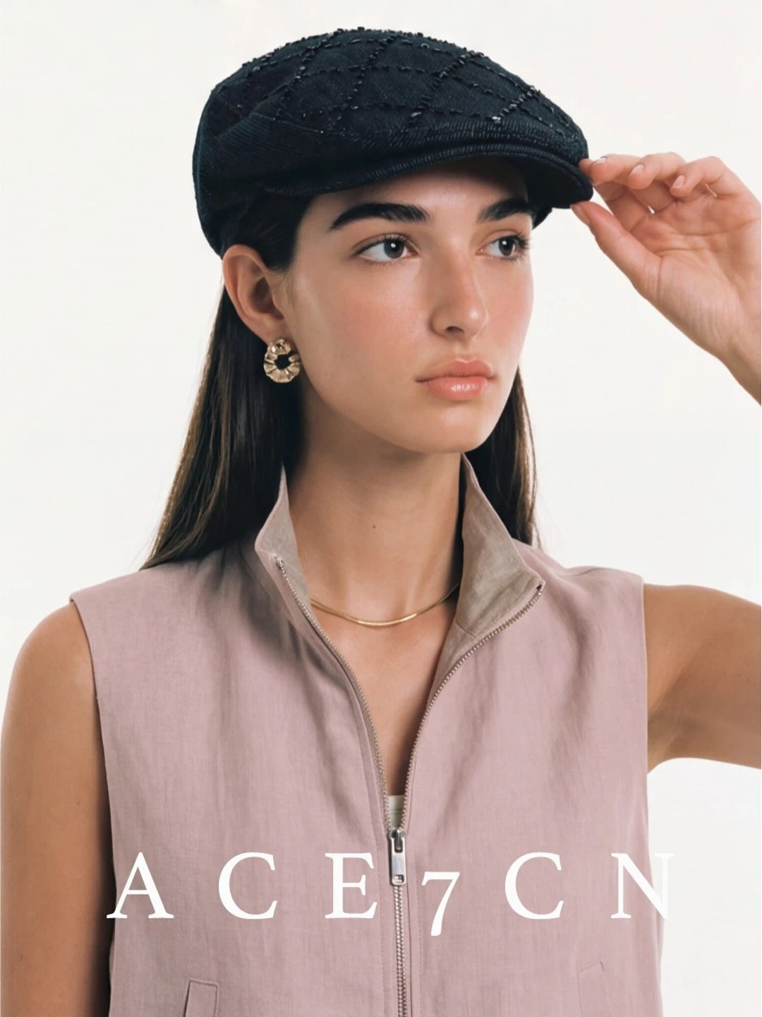Diamond-Stitch Shimmer Denim Flat Cap — ACE7CN