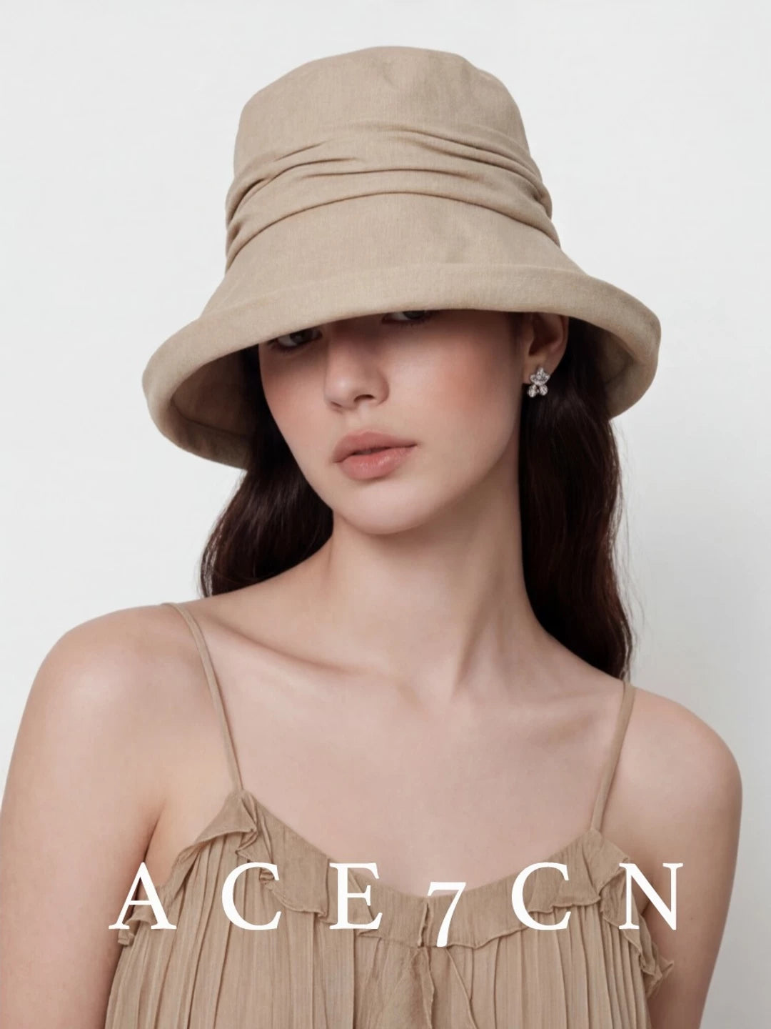 Hand-Pleated Cotton-Linen Bucket Hat — ACE7CN