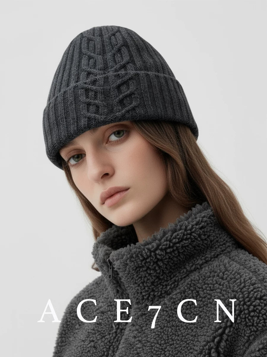 Cable-Knit Cashmere Beanie — ACE7CN