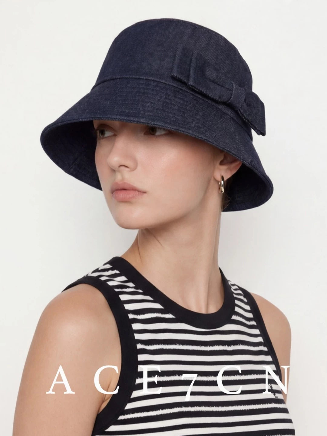 Bow-Detail Denim Bucket Hat — ACE7CN