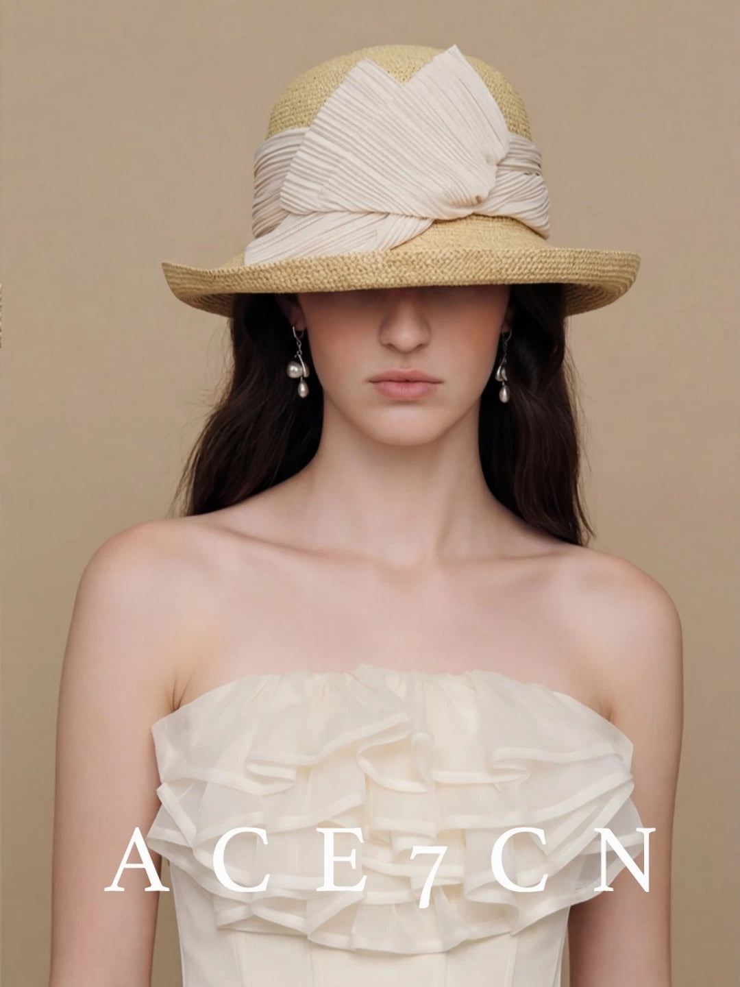 Pleated-Flower Roll-Brim Raffia Bucket Hat — ACE7CN