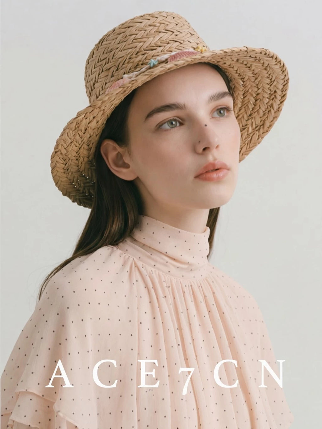 Shell-Embellished Straw Fedora — ACE7CN