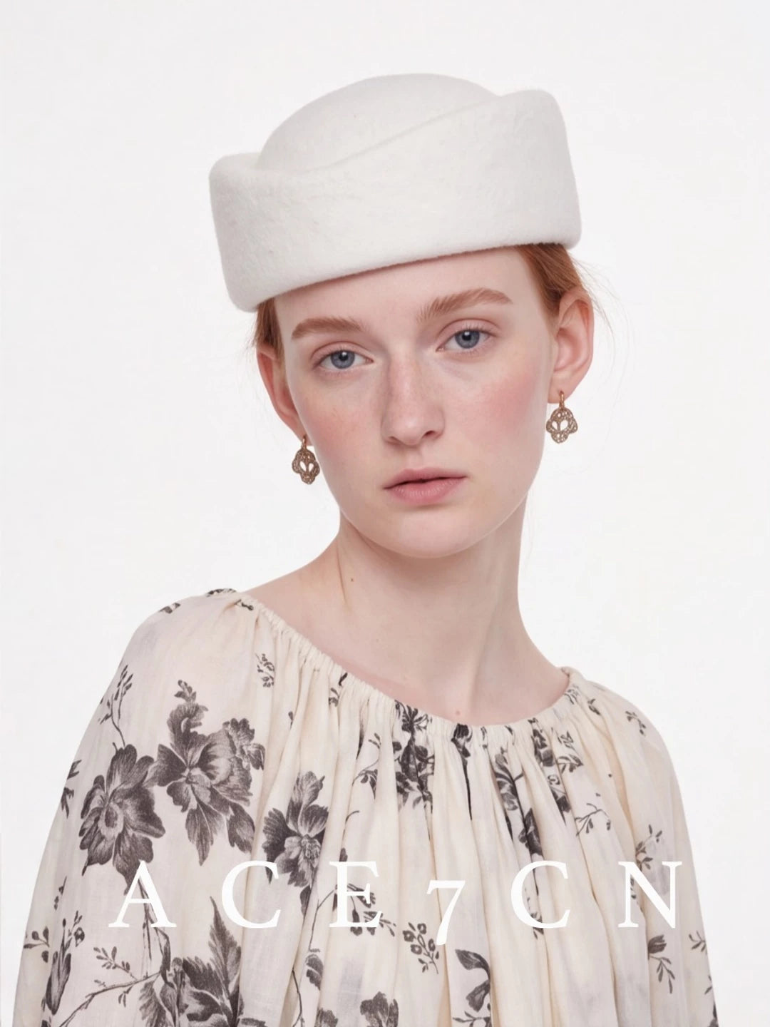 Round Wool-Blend Pillbox Hat — ACE7CN