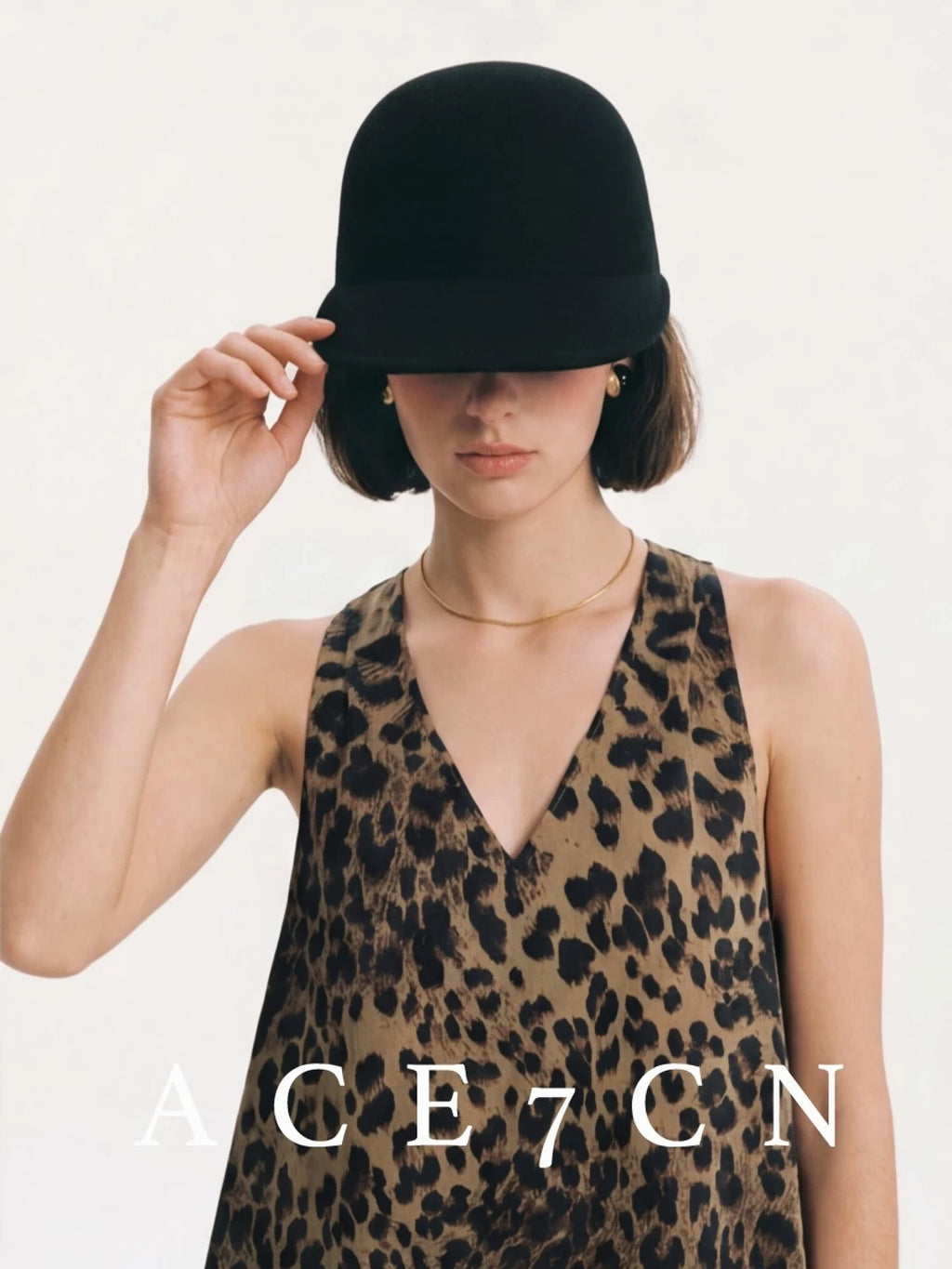 Long-Peak Wool Equestrian Cap — ACE7CN