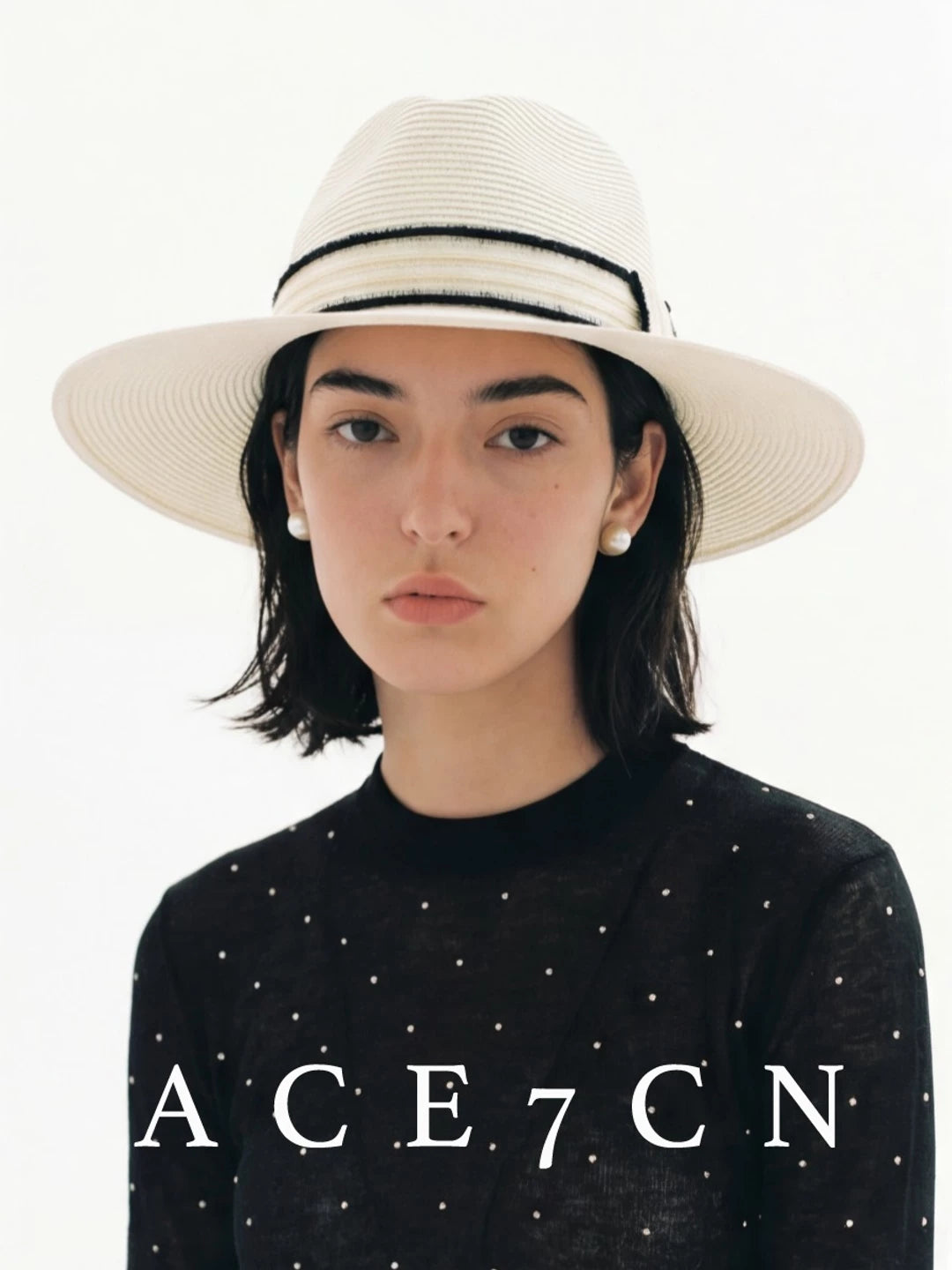 Fine-Weave White Straw Fedora — ACE7CN