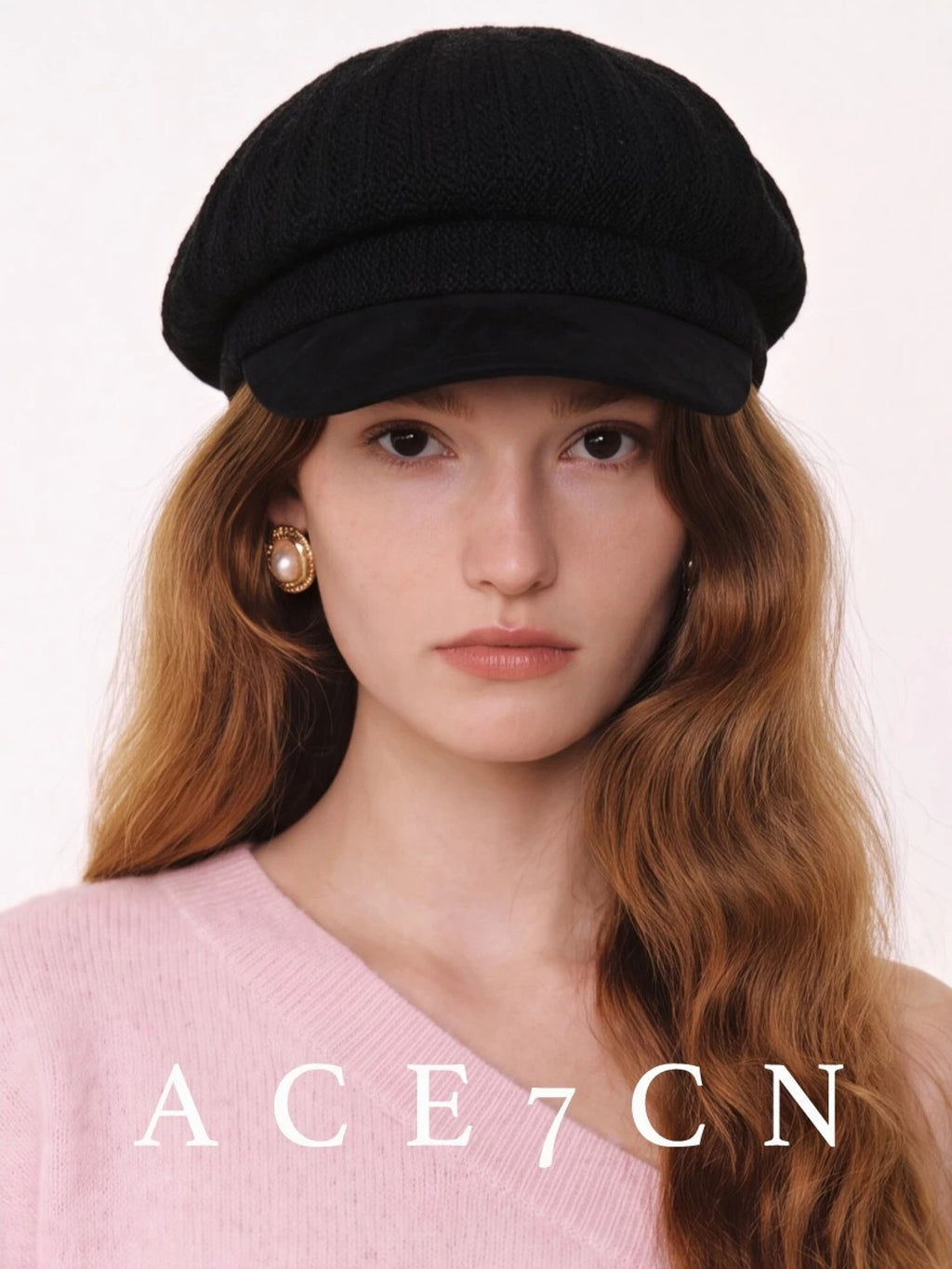 Leather-Peak Knit Newsboy Cap — ACE7CN