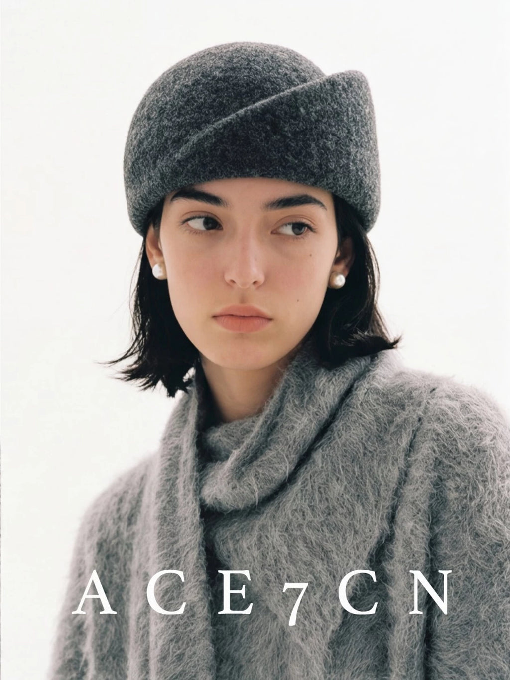 Brimless Wool-Blend Pillbox Hat — ACE7CN