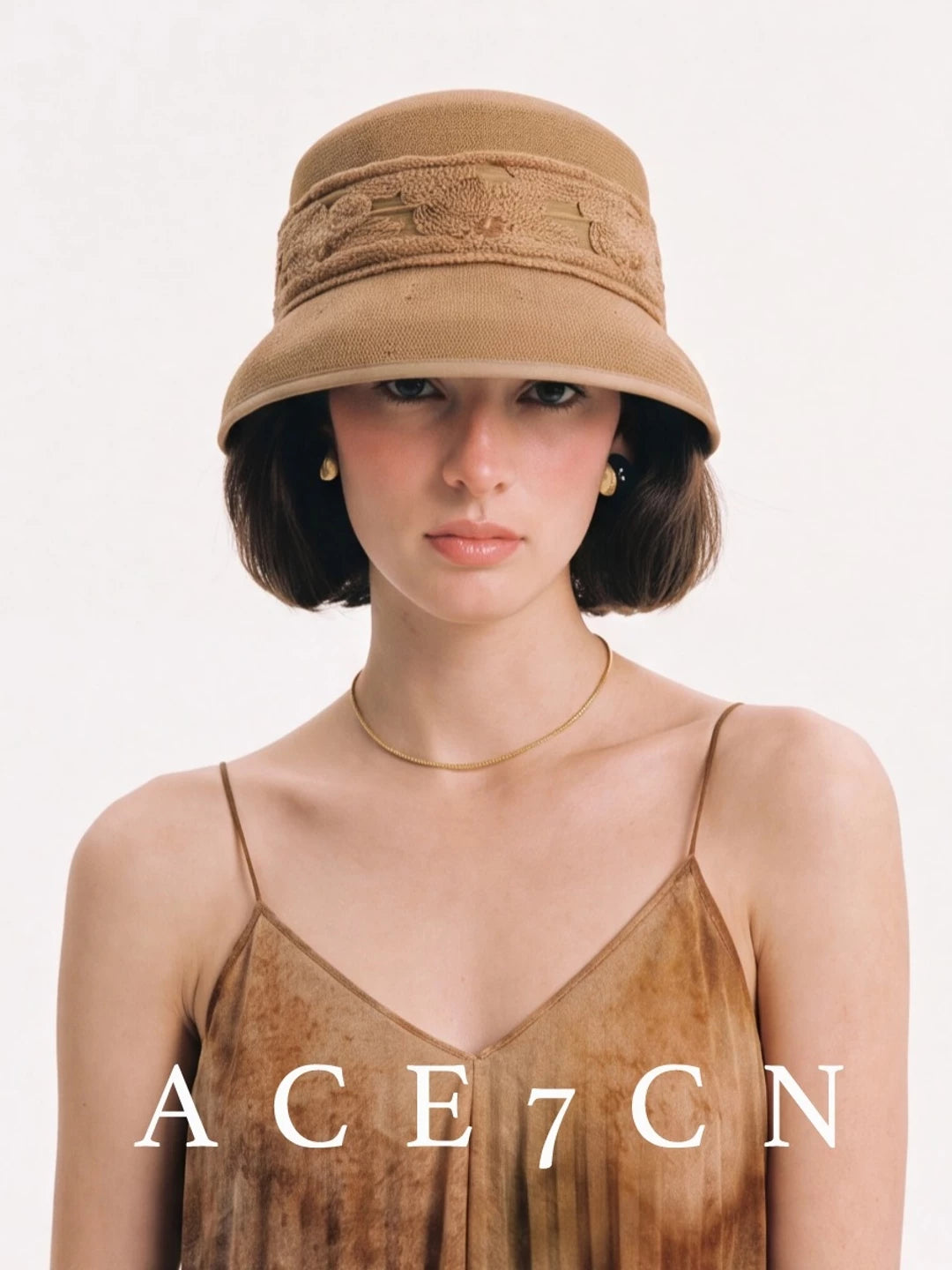 Lace-Trim Straw Bucket Hat — ACE7CN