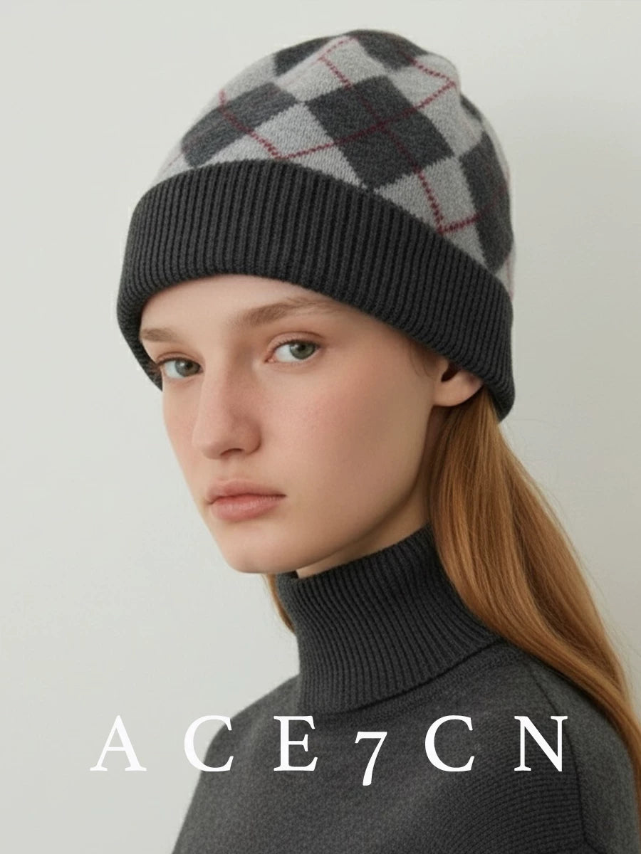 Gray Argyle Cashmere Beanie — ACE7CN