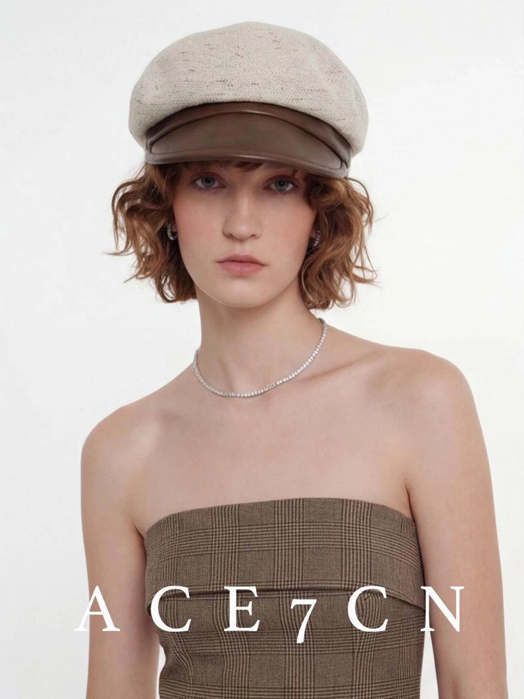 Leather-Peak Woven Newsboy Cap — ACE7CN