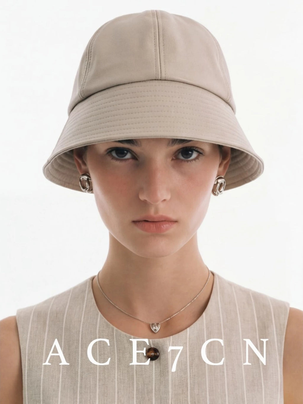 Round-Crown Cloche Bucket Hat — ACE7CN