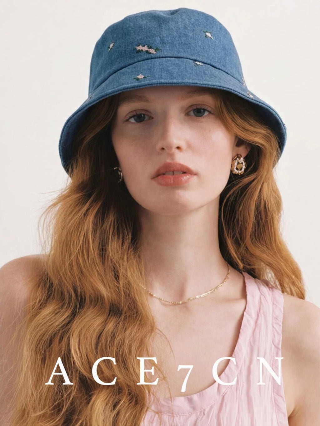 Floral-Embroidered Denim Bucket Hat — ACE7CN